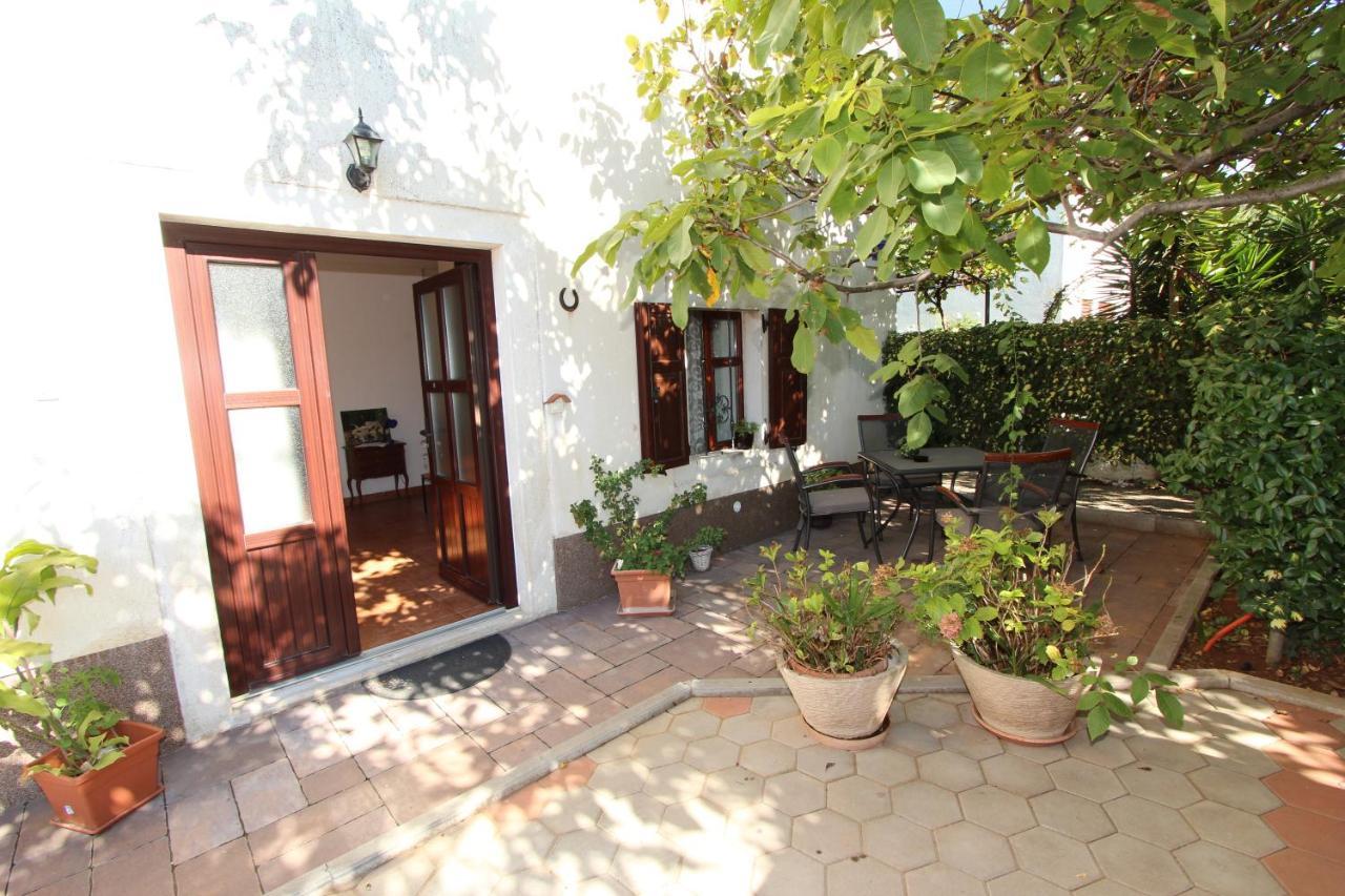 רוביני Apartments Giorgia מראה חיצוני תמונה