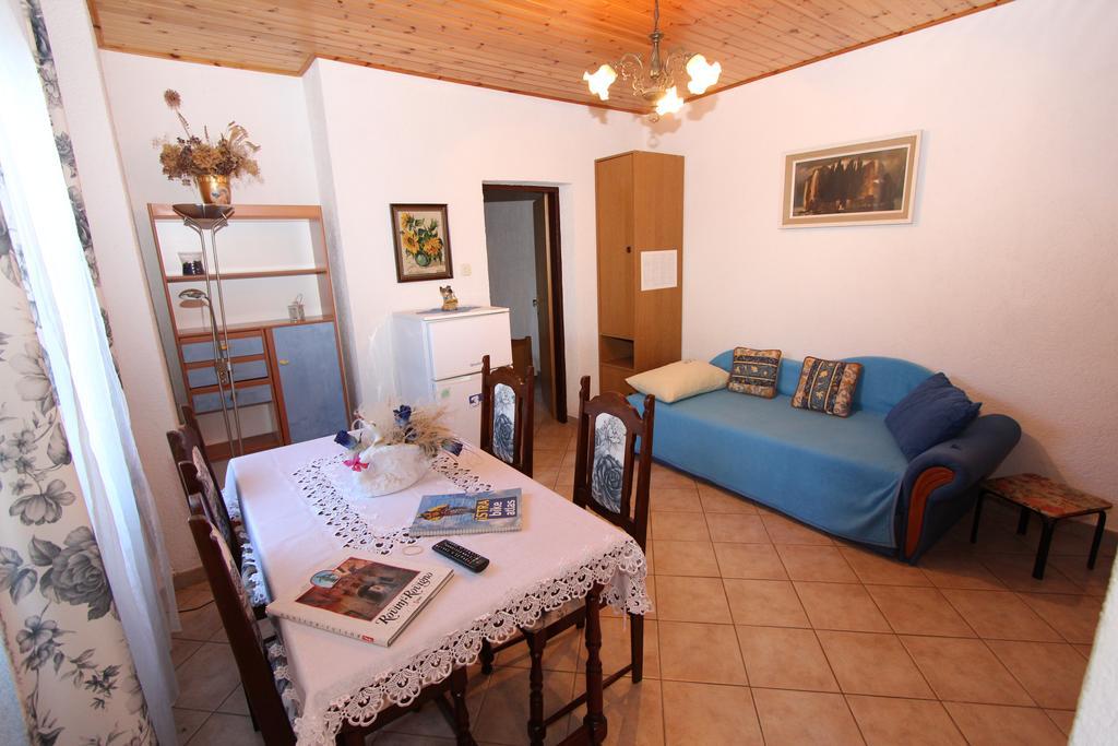 רוביני Apartments Giorgia מראה חיצוני תמונה